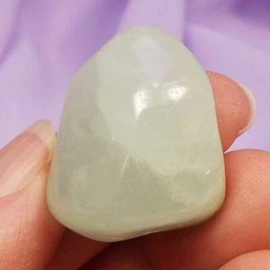 Prehnite tumblestone 'Inner Exploration' 15.3g SN16653 - Picture 1 of 4