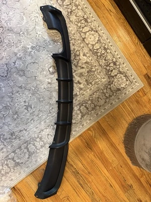 Difusor trasero mejorado negro BMW F30 320i 328i 330i Foto 1 de 4