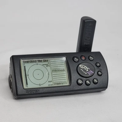 Garmin GPS III Plus Handheld Personal Navigator 12 Channel Waterproof tested - Image 1 of 4