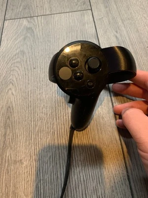 Oculus Rift CV1 Right & Left Hand Controller, Genuine / Original, - Image 1 of 4