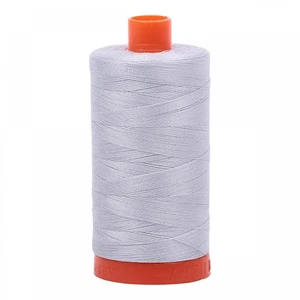 AURIFIL QUILT THREAD - 50 WT - 1422 yds #2600 Light Grey/Dove - Picture 1 of 1