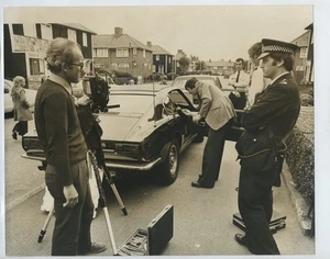 Dagenham Police Aston Martin 1975 Vintage Croppath Road Crime UK - Bild 1 von 2