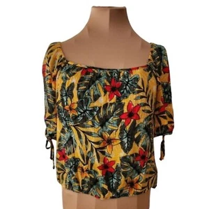 BCX Floral Hawaiian Crop Blouse Women's Size Medium - Picture 1 of 6