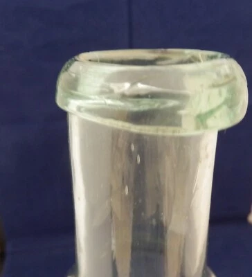 Ancienne Bouteille en Verre Soufflé H 31,5cm Vert pâle  Collection Art Populaire - Photo 1/4