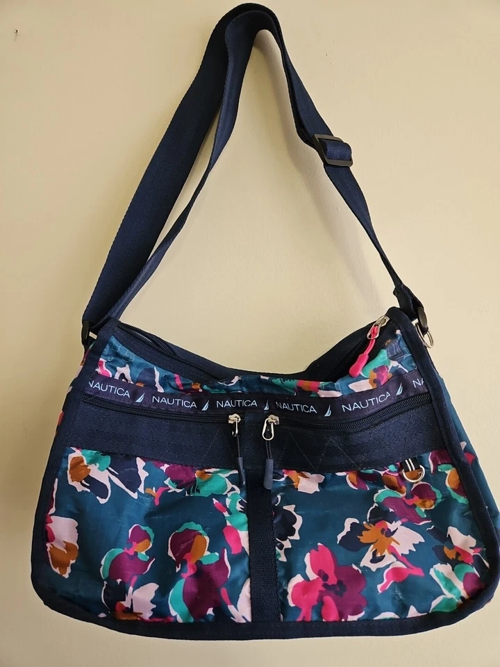 Bolsa/bolsa/bolsa de mão Nautica Captain's Quarters Hobo, floral flutuante, 7"" de profundidade - Imagem 1 de 4