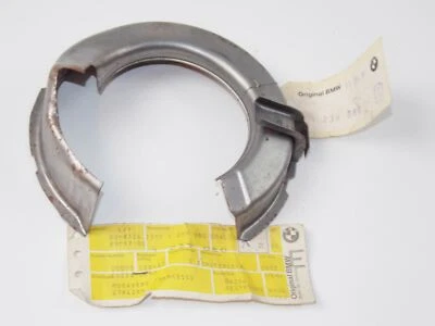 OEM 1976-96 BMW R100-CS/RS/RT/T R65-LS R80 PLACA DE PROTECCIÓN DEL BUJE TRASERO 33111239080 Foto 1 de 2