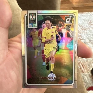 2023 Donruss Womens World Cup | 200 Zhang Rui China PR | RC Silver Foil Fresh! - Picture 1 of 3