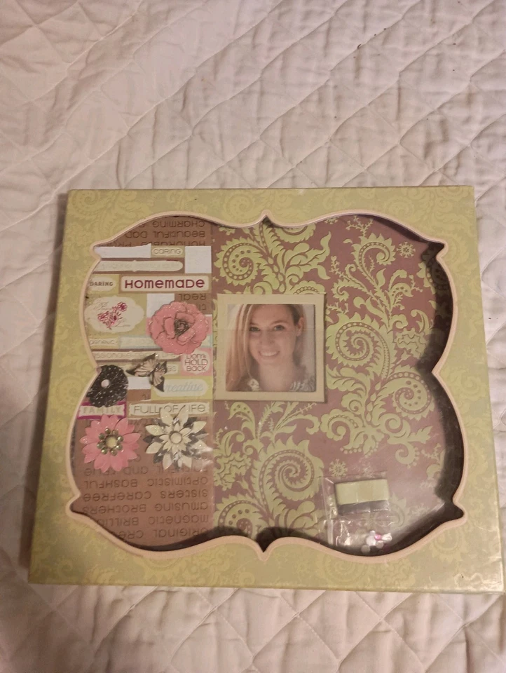 New  Memory Photo Frames Scrapbook Album 12x12  - Image 1 of 4
