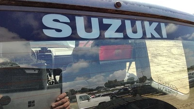 Tercera luz de freno para Suzuki Sidekick 1994-1997 lámpara central OEM 3581070E105pk Foto 1 de 4