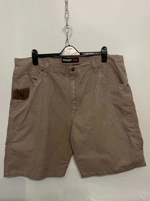 Wrangler Riggs Workwear shorts light khaki - Men’s W42 - Image 1 of 4
