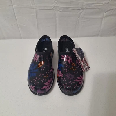 Women's Sloggers Waterproof Slip-On Rain & Garden Clog Made in USA  Size 6 NWT - Image 1 of 4