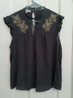 Maurices Sleeveless Shirt L Black Lace  Peasant Gothic Tank Top B9 Foto 1 de 4