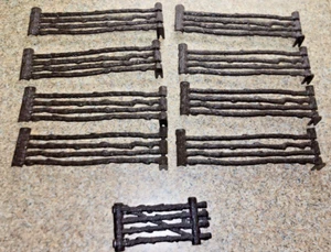 Vintage Marx Western Bar M Ranch 8 Perfect Fully intact Fence Sections & Gate - Picture 1 of 5