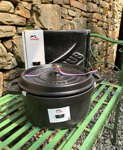 Staub Black Cast Iron Cocotte Round 26cm 5.2L Made in France Kept Stored in Box - Picture 1 of 24