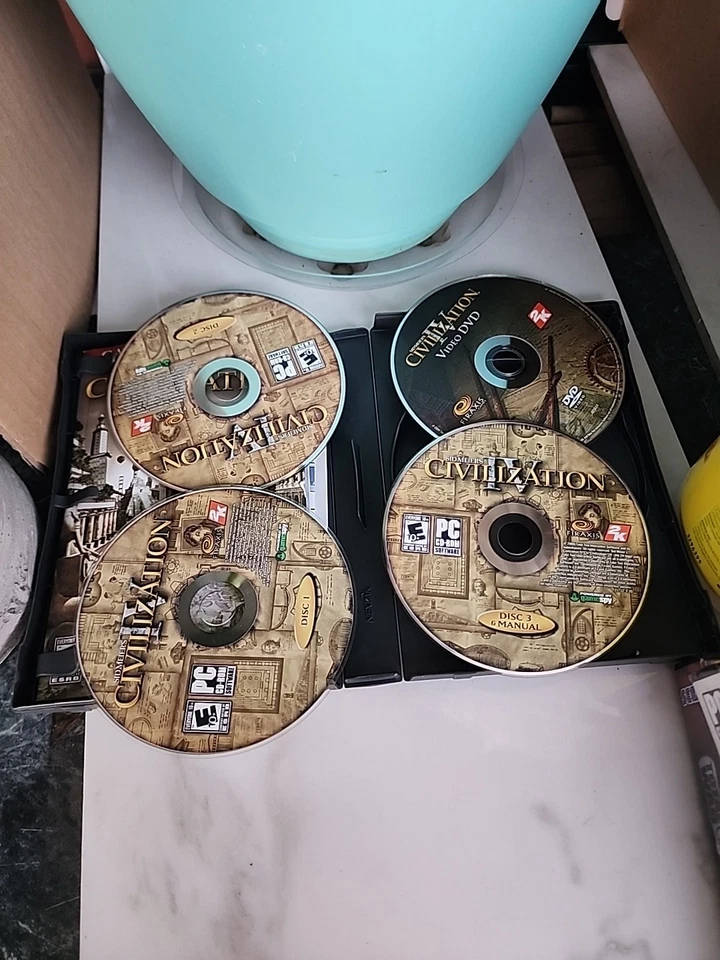 Sid Meier's 4 IV Civilization w/ DVD Small Box PC CIB Game of the Year Edition - Image 1 of 4
