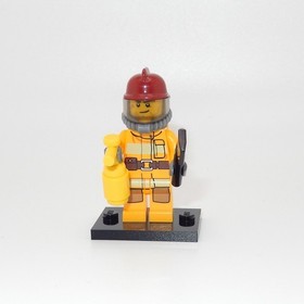 LEGO Minifigure #CTY0287 | FIREMAN | Town / City / Fire | Released 2012 | #4427