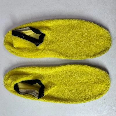 Zapatillas De Colección Para Mujer 7-8 Amarillo Terry Tela Goma Abrazables Nuevas Sin Etiquetas Años 70 Calcetín Zapato Foto 1 de 4