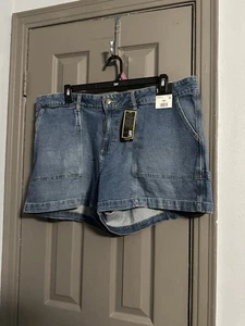 Womens Lee 4” Jeans Short Utility Shorts Size 22W New - Picture 1 of 10