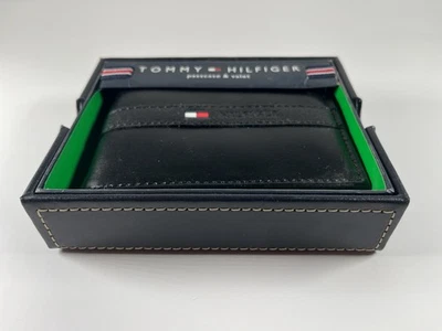 Tommy Hilfiger Hombre Cuero Ranger Pasaporte Billetera y Estuche para Tarjetas Extraíble, Negro Foto 1 de 4