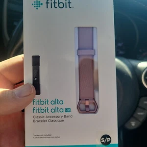 New Sealed Original Fitbit Alta Fitbit Alta HR Classic Accessory Band Small pink - Picture 1 of 1