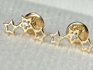 18k solid real gold Stars earrings • screw back - Picture 1 of 7