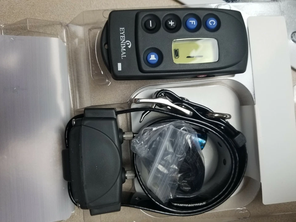 Entrenador remoto para perros Eyenimal 350 yardas negro nuevo caja abierta Foto 1 de 3