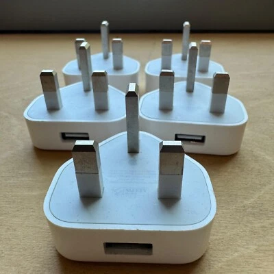 Bundle of 5 x Genuine Apple A1399 USB Wall Charger Plugs UK - Image 1 of 4