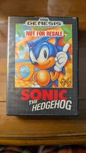 Sega Genesis Sonic The Hedgehog Complete with manual, poster - Picture 1 of 6