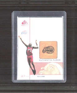 2000-01 SP Spielboden #DM Darius Miles authentischer Boden - Bild 1 von 2