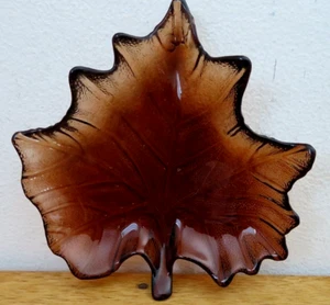 Glass CANDY or TRINKET DISH Fall Small Brown Maple Leaf 5"L x 1"D x 4½"W EUC - Picture 1 of 5