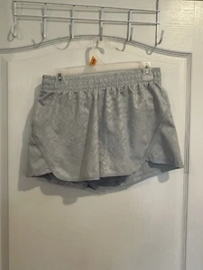 ASICS Women’s gray active athletic Running Workout lined gym Shorts sz medium - Picture 1 of 5