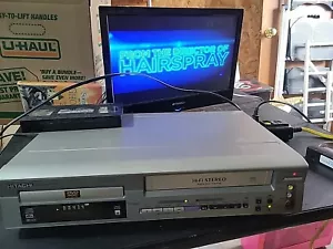 Hitachi DVD VHS Combo Player DV-PF2U Hi-Fi Recorder No Remote Tested Working  - Picture 1 of 6