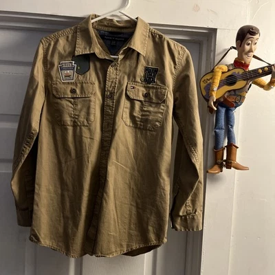 Camisa Tommy Hilfiger Forestry 1985 Boy Scout Juvenil Grande Abotonada Beige Y2K Foto 1 de 4