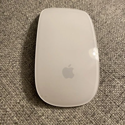 Apple A1296 Wireless Tactile/Multi-Touch Mouse - MB829LL/A - Image 1 of 4