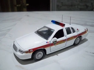1:43rd Code3 FORD CROWN VICTORIA SOUTH DAKOTA HIGHWAY PATROL K-9 UNIT - Picture 1 of 5