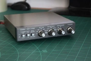 Sintonizador de antena Yaesu FRT-7700 para receptor FRG-7700 (buen estado) - Imagen 1 de 10