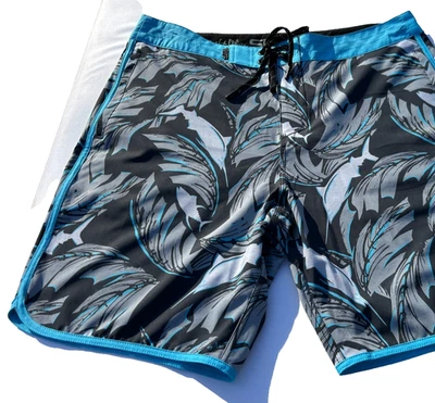 Salt Life Boardshort Aqua Talla 34 Live Salty SALTLIFE NUEVO CON ETIQUETAS Foto 1 de 4
