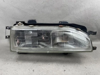 Faro delantero derecho pasajero Acura Legend 1987-1990 cupé OEM Stanley Foto 1 de 4