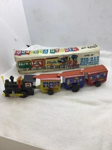 Vintage Wind Up ZIG-ZAG Western COMIC EXPRESS TIN TOY TRAIN With Box - Picture 1 of 6