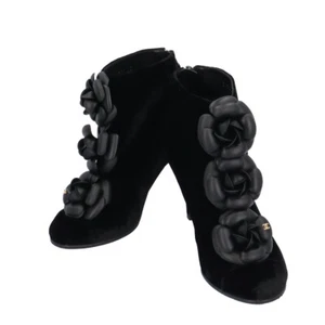 CHANEL boots G27313 Velor rubber short boots Camelia used - Picture 1 of 7