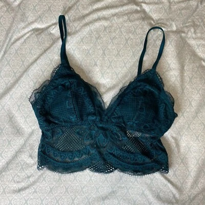 NUEVO Bralette de encaje pequeño Hollister para mujer Gilly Hicks verde prado oscuro con tiras Foto 1 de 3