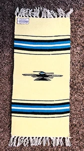 1960er Ortega's Weberei in Chimayo fast neuwertig 100 % Wolle handgewebt 9" x 19" Teppich Matte - Bild 1 von 1