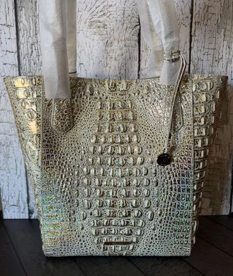 Bolso de Mano Brahmin Jayden Holograma Nuevo con Etiquetas ¡Bonito ojo!  Foto 1 de 4