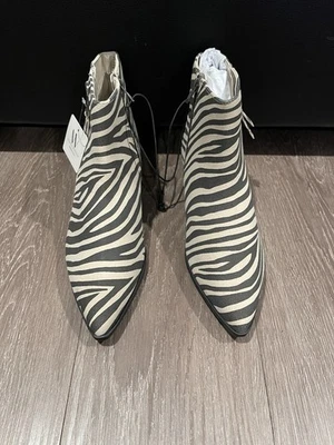 BOTÍN WORTHINGTON BROOKDALE ESTAMPADO CEBRA ESPUMA VISCOELÁSTICA Foto 1 de 4