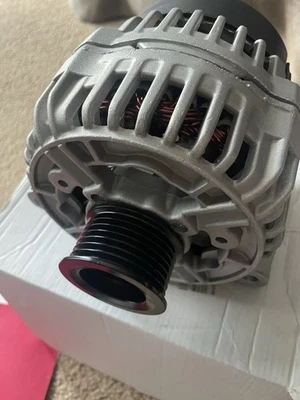 Nuevo alternador 1999-2003 Land Rover Discovery 4.0 V8 OEM repuesto Foto 1 de 3