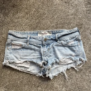 Y2K Hollister Damen Junior niedriger Bund Booty Shorts helle Waschung 30" Taille - Bild 1 von 7