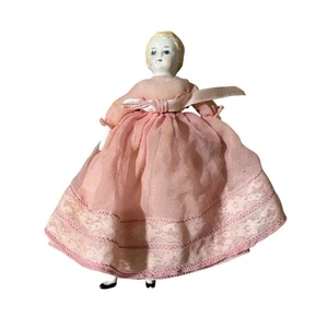 Antigua muñeca con cabeza de porcelana Madame Alexander anterior a 1900 vintage - Imagen 1 de 2