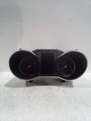 Velocímetro 205 Tipo C300 MPH ID 2059000518 Se adapta a 16-17 MERCEDES CLASE C 179325 Foto 1 de 3