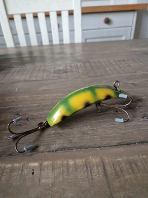 Señuelo de pesca vintage color rana helin pez plano T-60 verde amarillo negro puntos Foto 1 de 4