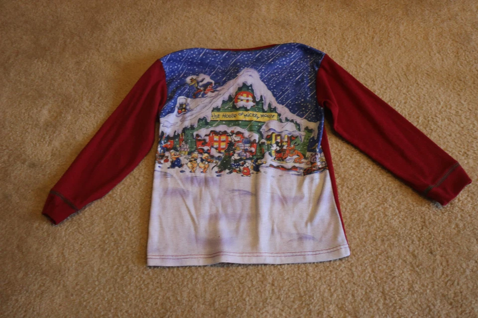 Рождественский пижамный топ Henley The House Of Mickey Mouse из магазина Disney размер M - Изображение 1 из 4